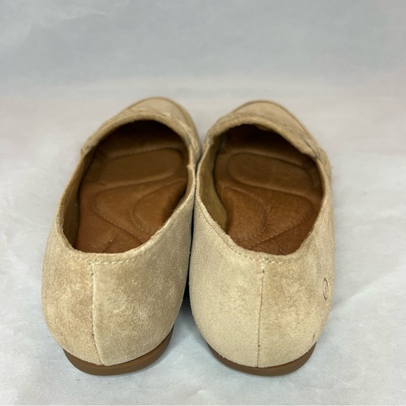 Born Mirror Flats Taupe Suede Loafers Comfort Shoes BNWOT Size 10 M/ W - Picture 4 of 6